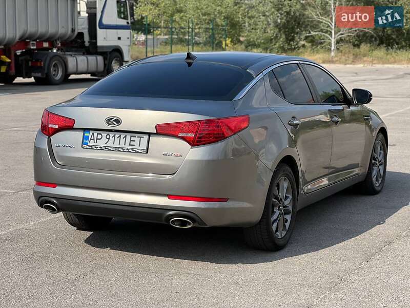 Седан Kia Optima 2012 в Запорожье