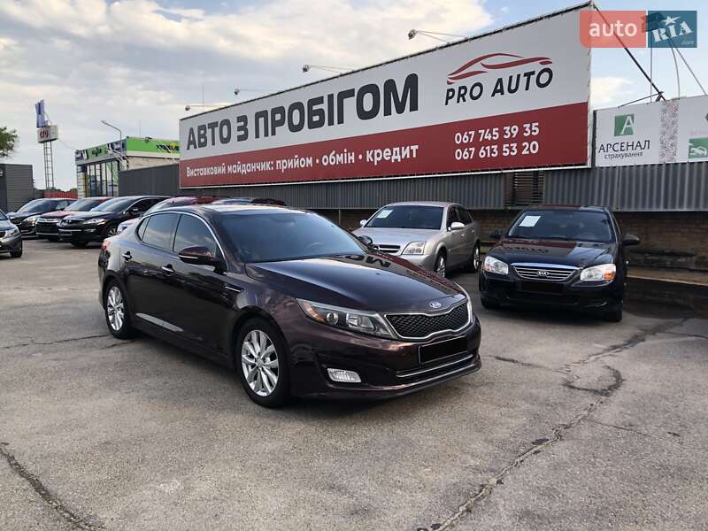 Седан Kia Optima 2014 в Запоріжжі
