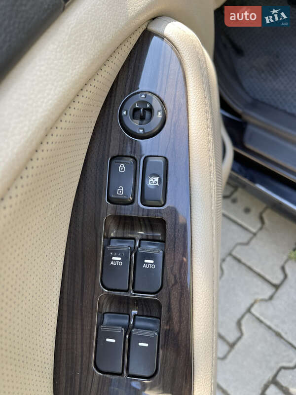 Седан Kia Optima 2014 в Одессе