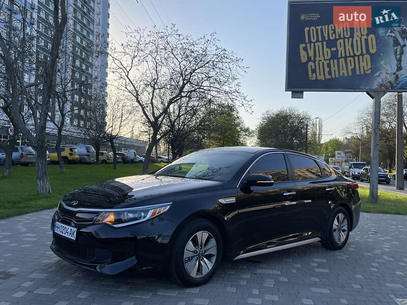 Седан Kia Optima 2017 в 