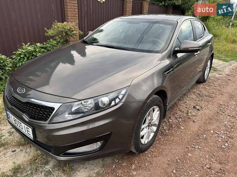Седан Kia Optima 2012 в Києві