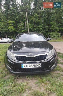 Седан Kia Optima 2012 в Чугуеве