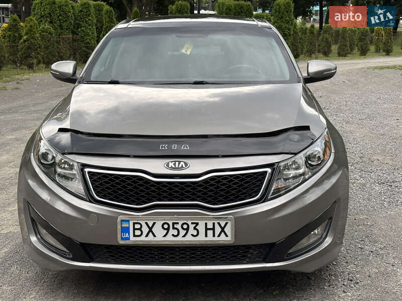 Седан Kia Optima 2012 в Хмельницком