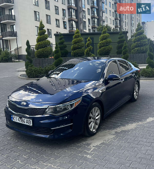 Седан Kia Optima 2017 в Києві