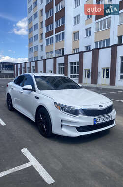 Седан Kia Optima 2017 в Киеве