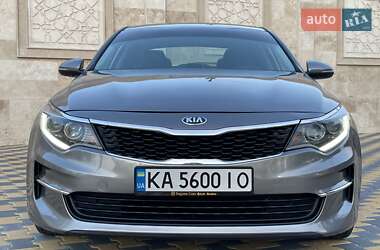 Седан Kia Optima 2017 в 