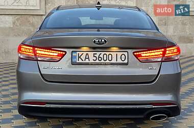 Седан Kia Optima 2017 в 