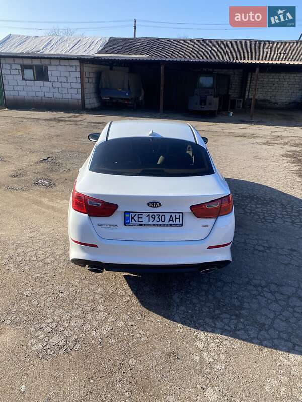 Седан Kia Optima 2014 в Кривом Роге