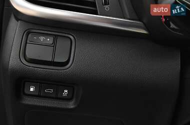Седан Kia Optima 2017 в 