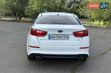 Седан Kia Optima 2015 в Червоному Донце