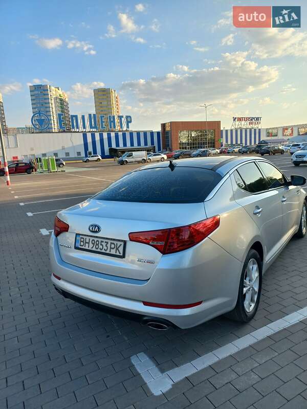 Седан Kia Optima 2012 в Одессе