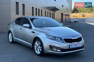 Седан Kia Optima 2011 в Кривом Роге