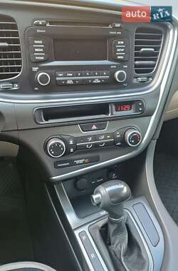 Седан Kia Optima 2013 в Черкасах