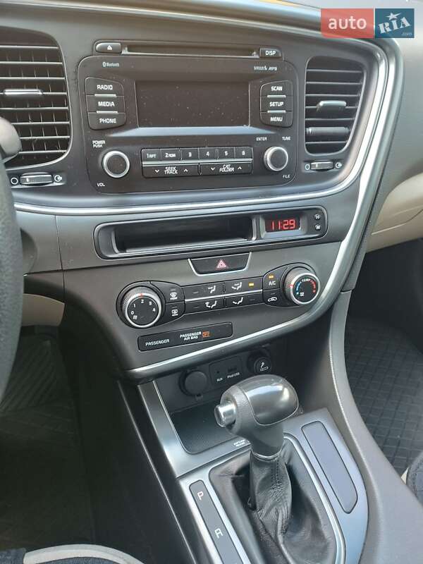 Седан Kia Optima 2013 в Черкассах
