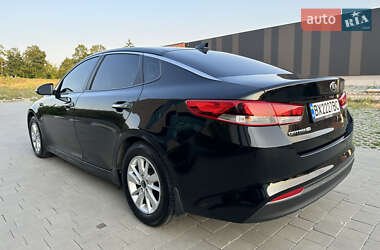 Седан Kia Optima 2016 в Хмельницькому