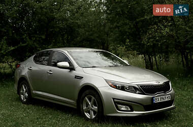 Седан Kia Optima 2014 в Хмельницком