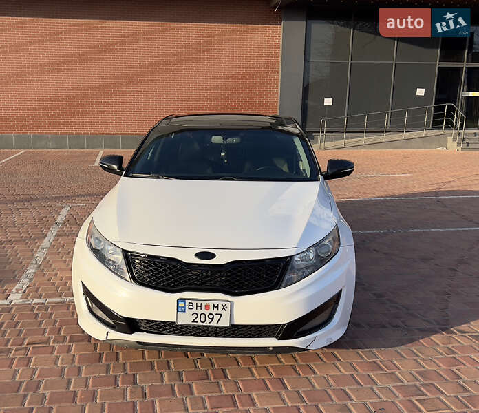 Седан Kia Optima 2011 в Одессе