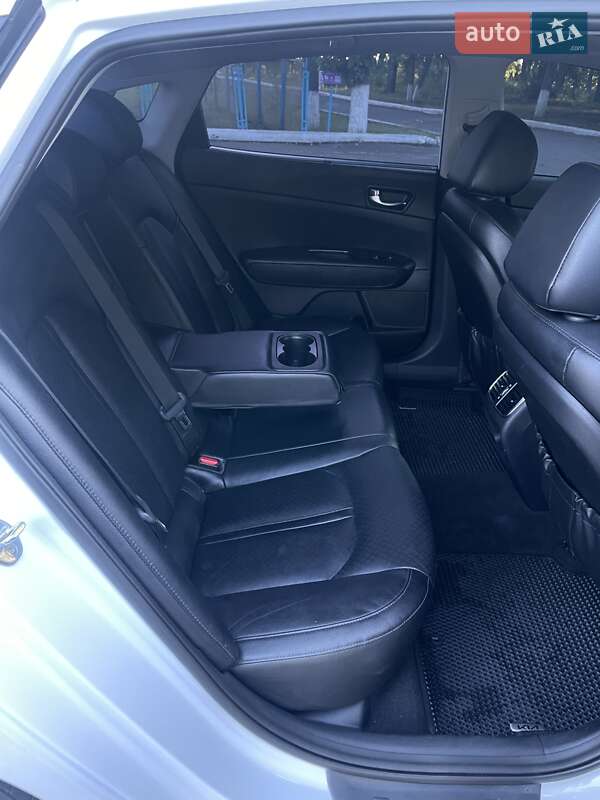 Седан Kia Optima 2016 в Виннице