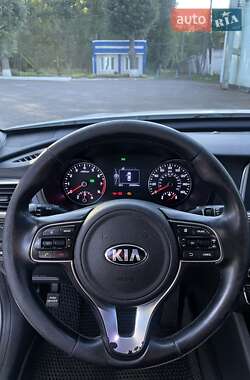 Седан Kia Optima 2016 в Виннице