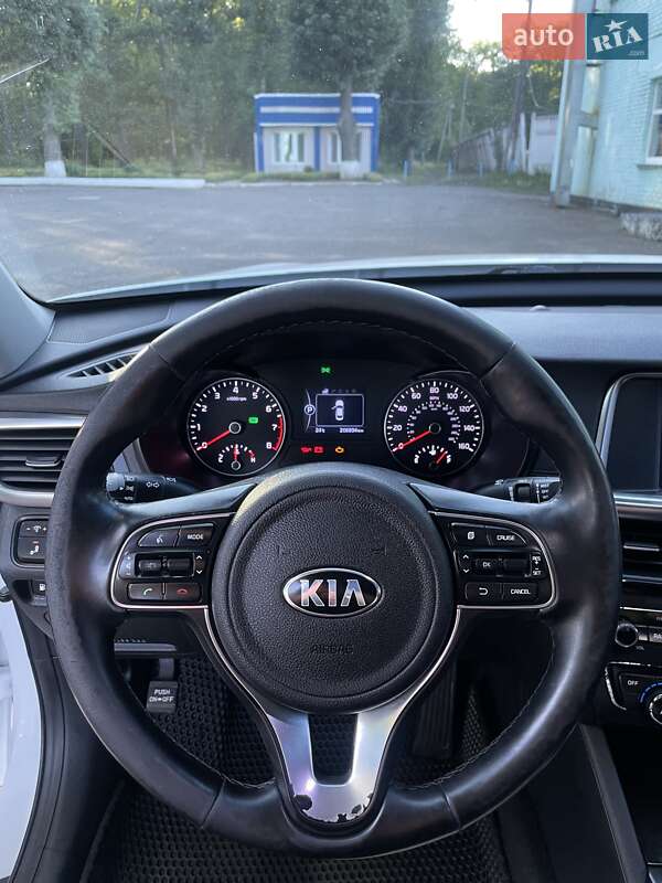 Седан Kia Optima 2016 в Виннице