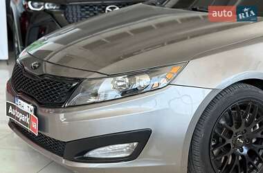 Седан Kia Optima 2011 в 