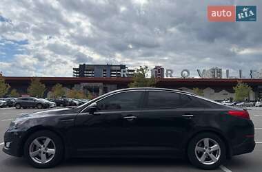 Седан Kia Optima 2014 в 