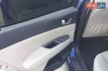 Седан Kia Optima 2016 в 