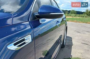 Седан Kia Optima 2016 в Жашківу