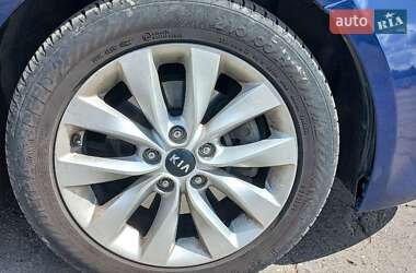 Седан Kia Optima 2016 в 