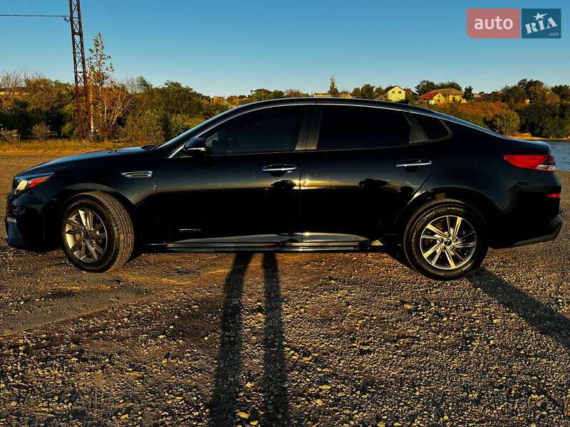 Седан Kia Optima 2019 в Одессе