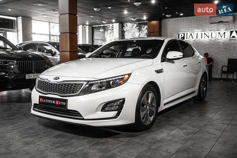 Седан Kia Optima 2015 в Одессе
