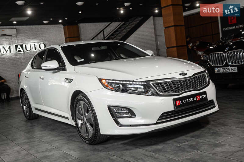 Седан Kia Optima 2015 в Одессе