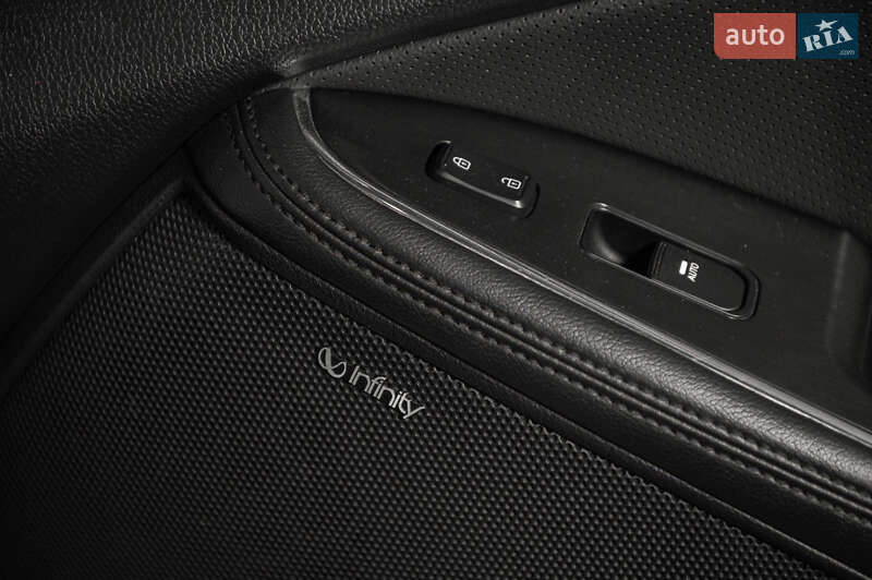 Седан Kia Optima 2015 в Одессе