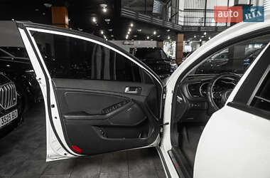 Седан Kia Optima 2015 в 