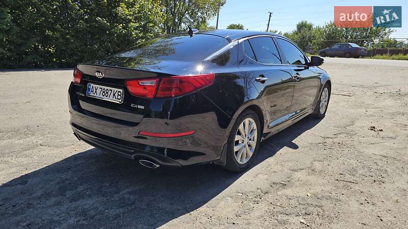 Седан Kia Optima 2015 в Богодухове