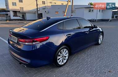 Седан Kia Optima 2016 в Козельщині