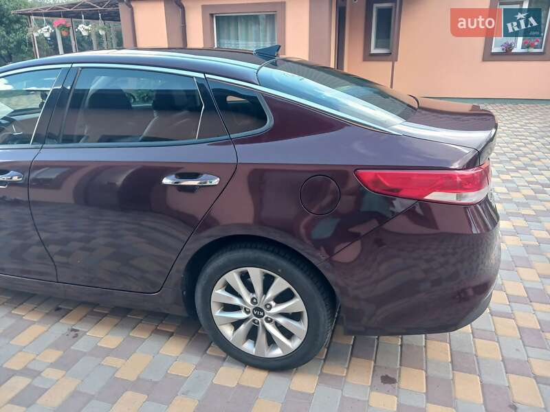 Седан Kia Optima 2016 в Броварах