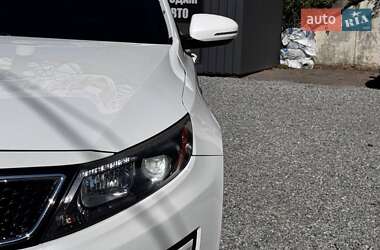 Седан Kia Optima 2015 в Днепре