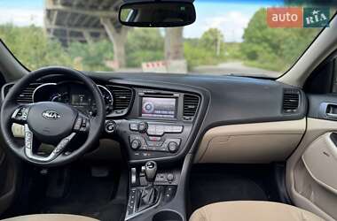 Седан Kia Optima 2013 в 