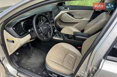 Седан Kia Optima 2013 в 