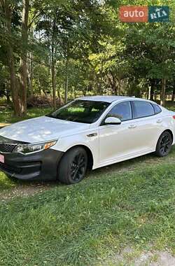 Седан Kia Optima 2018 в Дубні