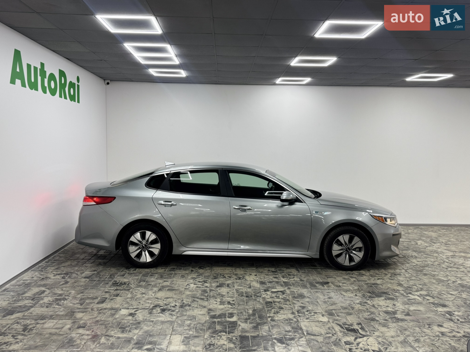 2017 Kia Optima - мініатюра 2