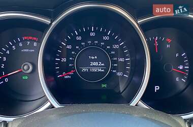 Седан Kia Optima 2015 в 