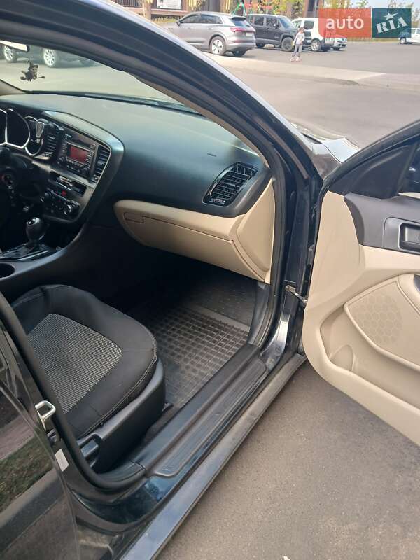 Седан Kia Optima 2013 в Вишневому