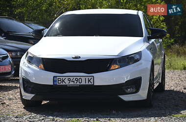 Седан Kia Optima 2012 в 