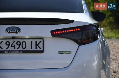 Седан Kia Optima 2012 в 