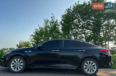 Седан Kia Optima 2017 в Козельце
