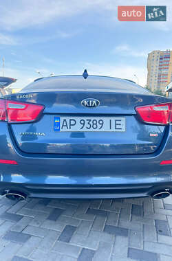 Седан Kia Optima 2015 в 