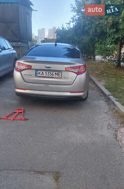 Седан Kia Optima 2013 в 