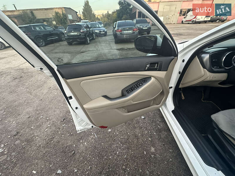 Седан Kia Optima 2013 в Нежине
